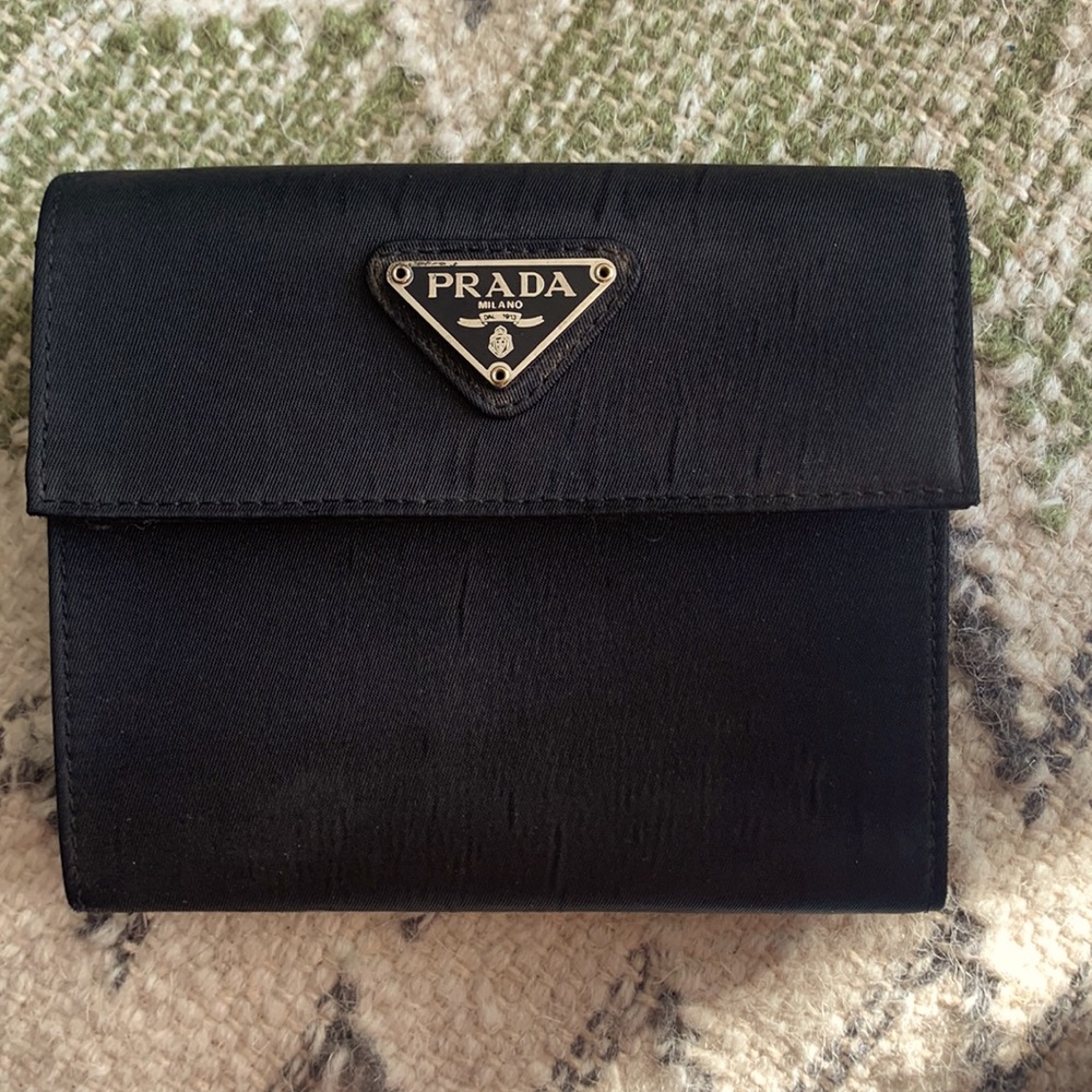 PRADA Nylon & Leather Wallet-100% Authentic & Good Used Condition!
